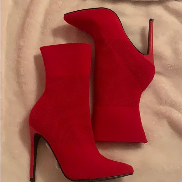 Red heeled booties - Picture 1 of 2